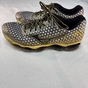 Mizuno Wave Prophecy 3 Mens Size 10.5 Shoes Yellow Black White Running Sneakers